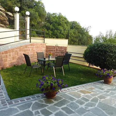 Apartment Helianthos - No3 *