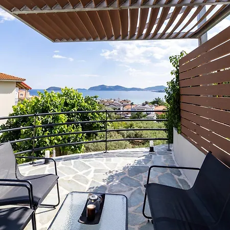 Helianthos - No3 Appartement *